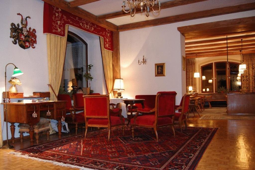 Hotel Baur Am See Toblach Exterior foto